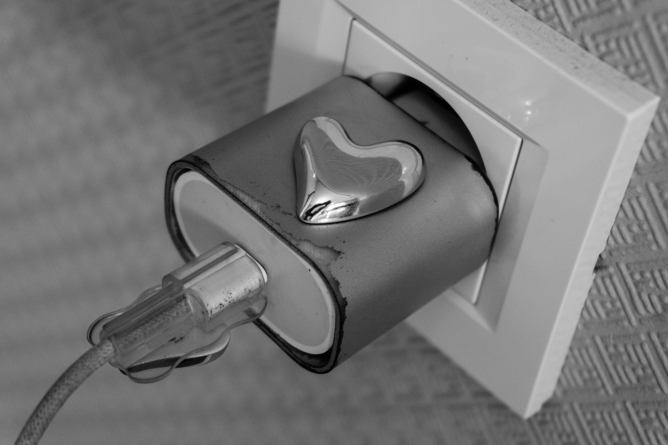 功率器件“节后第一涨”，谁害的？