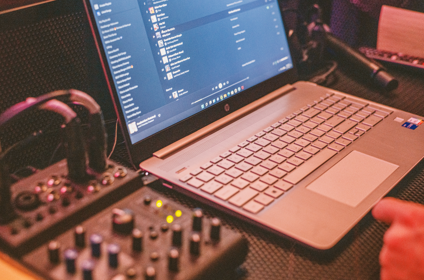 本土存储厂商的“备胎时刻”